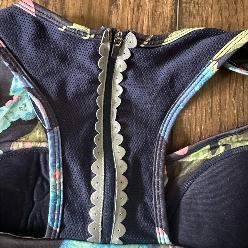 Jessica Simpson floral striped sports bra - Picture 6 of 9